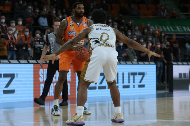 水圈而言似 水圈而言似