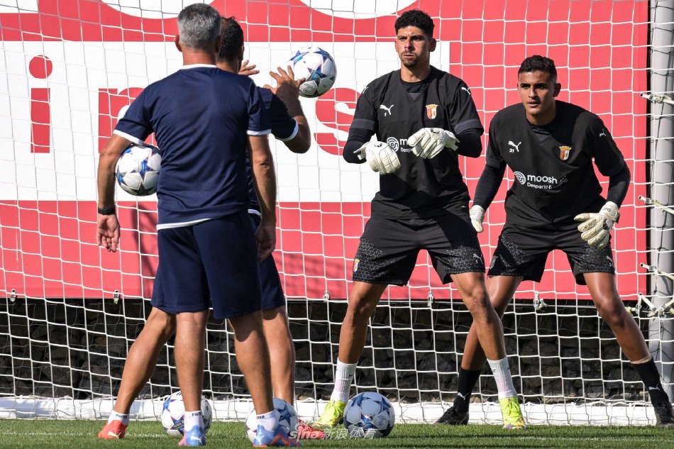 让每位球员 让每位球员